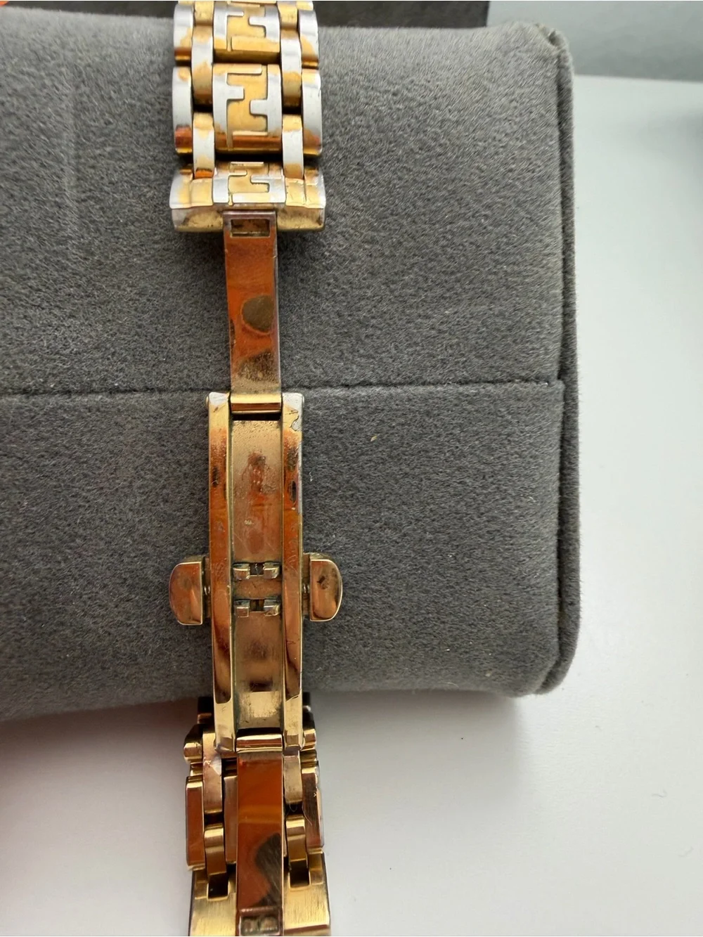 Vintage Fendi women’s quartz watch,